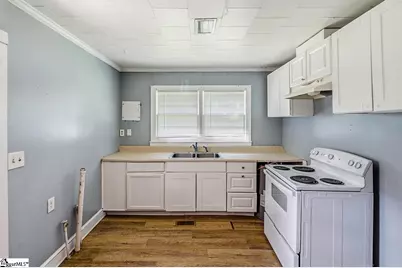 157 Hampton Street, Wellford, SC 29385 - Photo 27