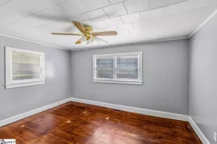 157 Hampton St, Wellford, SC 29385 - Photo 15