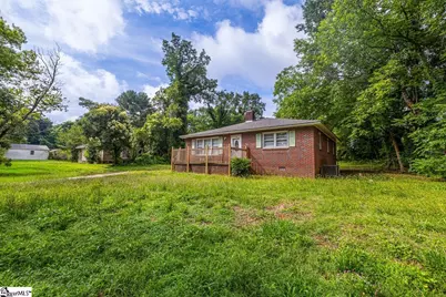 157 Hampton Street, Wellford, SC 29385 - Photo 5
