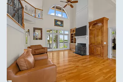 204 E Caledonia Court, Inman, SC 29349 - Photo 9