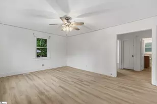 13 Walnut Ln, Travelers Rest, SC 29690 - Photo 7