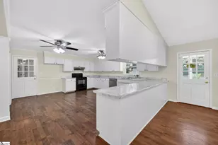 618 Racetrack Rd, Woodruff, SC 29388 - Photo 11