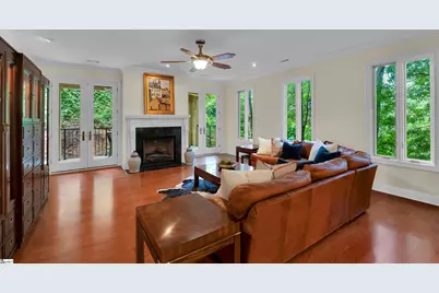 1209 E Washington Street #Unit 101, Greenville, SC 29601 - Photo 5