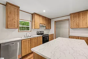 407 Cedar Ridge Dr, Liberty, SC 29657 - Photo 11