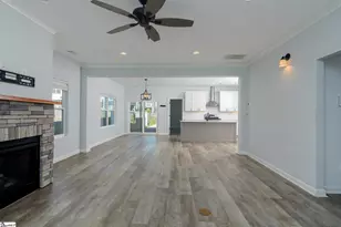 215 Maloy St, Greenville, SC 29601 - Photo 11