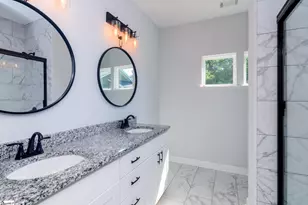 215 Maloy St, Greenville, SC 29601 - Photo 21