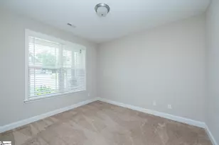 521 Turning Leaf Ln, Greer, SC 29651 - Photo 5