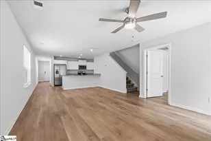 536 Winding Meadow Ln, Greenville, SC 29607 - Photo 9
