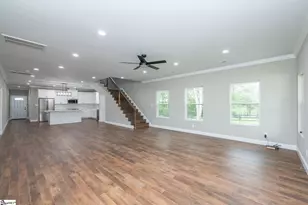 402 Wyatt Rd, Piedmont, SC 29673 - Photo 9