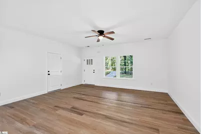180 Anita Drive, Spartanburg, SC 29302 - Photo 7