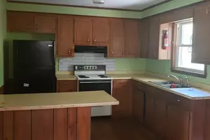 204 Harwood Dr, Hopkins, SC 29061 - Photo 7