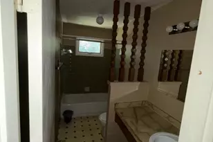 204 Harwood Dr, Hopkins, SC 29061 - Photo 5