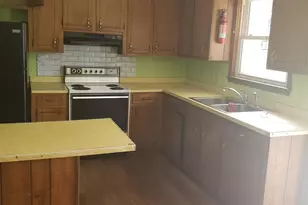 204 Harwood Dr, Hopkins, SC 29061 - Photo 3