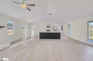 4760 Cockrell Rd, Greer, SC 29651 - Photo 5
