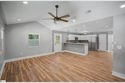 2611 Anderson Highway, Williamston, SC 29697 - Photo 9