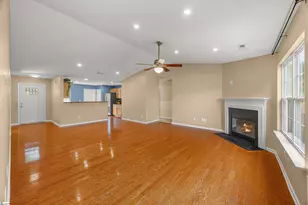 120 Crescent Creek Ct, Greenville, SC 29605 - Photo 17