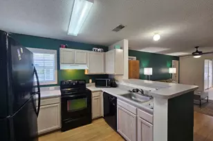 188 University Village Dr, Central, SC 29630 - Photo 3
