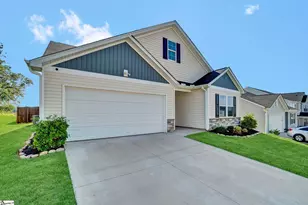404 Anna Gray Cir, Easley, SC 29640 - Photo 3