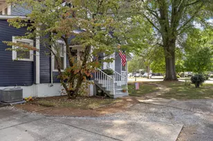 401 E Rutledge Ave, Gaffney, SC 29340 - Photo 7