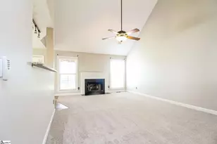 104 Sandtrap Ct, Greenville, SC 29609 - Photo 3