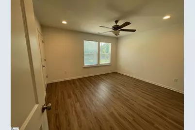 705 W Parker Road, Greenville, SC 29611 - Photo 13