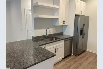 705 W Parker Road, Greenville, SC 29611 - Photo 5