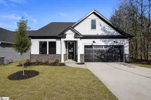 200 Highland St, Taylors, SC 29687 - Photo 1