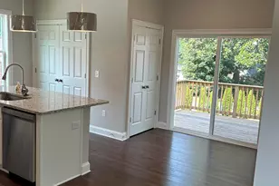 402 Prosperity Ave, Greenville, SC 29605 - Photo 3