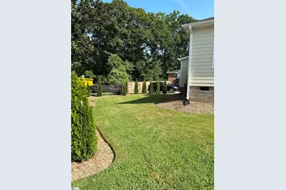 402 Prosperity Avenue, Greenville, SC 29605 - Photo 15