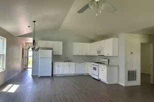 204 Dillon Dr, Clinton, SC 29325 - Photo 3
