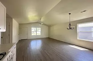 204 Dillon Dr, Clinton, SC 29325 - Photo 7