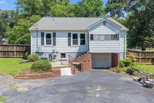 214 N Pliney Cir, Simpsonville, SC 29681 - Photo 3