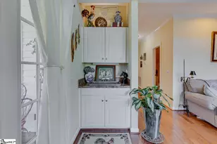 203 Greenview Cir, Greenville, SC 29609 - Photo 25