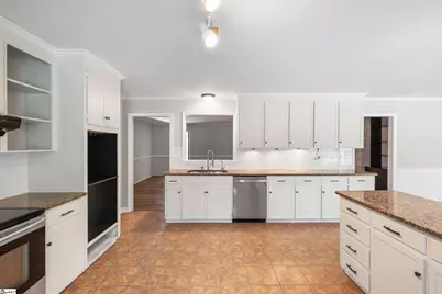 106 Wilderness Drive, Laurens, SC 29360 - Photo 13