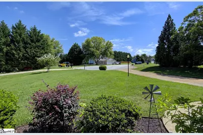 109 Countryglen Court, Greer, SC 29651 - Photo 3