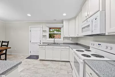 17 Eisenhower Drive, Greenville, SC 29607 - Photo 7