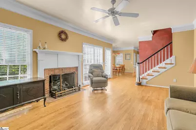 211 W Hypericum Lane, Greenville, SC 29615 - Photo 15
