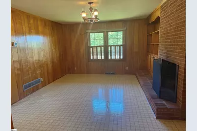 3841 N Hwy 101 Highway, Greer, SC 29651 - Photo 5