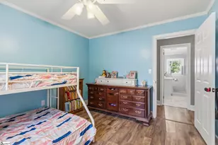 803 Calvert Ave, Clinton, SC 29325 - Photo 13