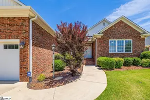 821 E Golden View Ln, Boiling Springs, SC 29316 - Photo 3