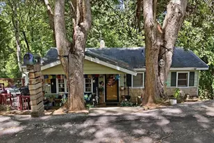 76 Bomar St, Inman, SC 29349 - Photo 1
