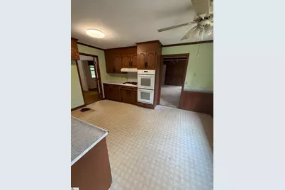 140 Loftis Drive, Pelzer, SC 29669 - Photo 13