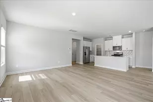 203 Moretz Pl, Spartanburg, SC 29306 - Photo 5