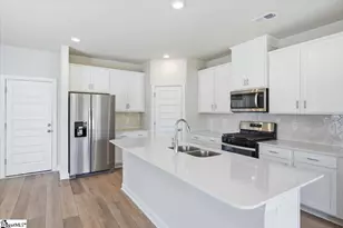 439 Blissful Ct, Taylors, SC 29687 - Photo 7