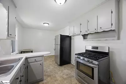 15 Duncan Road, Greenville, SC 29617 - Photo 11