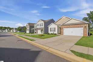 841 Honeybush Dr, Lyman, SC 29365 - Photo 3