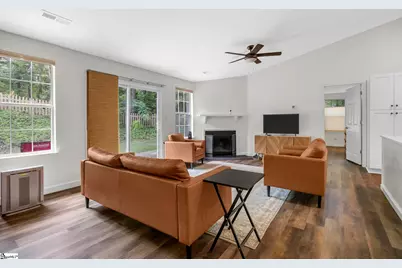 121 Confederate Lane, Greer, SC 29651 - Photo 5