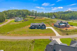 161 Meadow Park Dr, Easley, SC 29640 - Photo 3