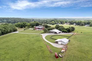 343 Finley Rd, Easley, SC 29642 - Photo 3