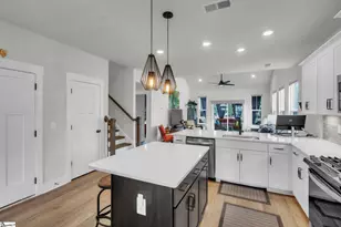 43 Carriage Run Dr, Simpsonville, SC 29681 - Photo 11